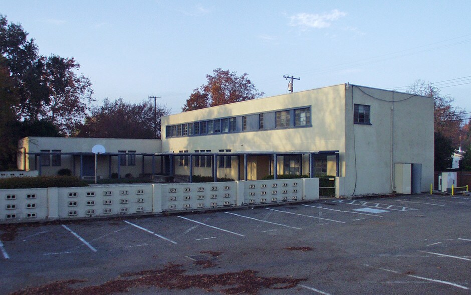 More Photos Of 2620 21st St, Sacramento Office For Sale