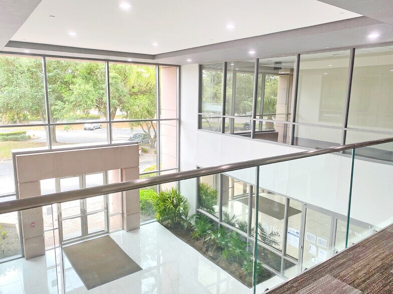 More Photos Of 4210 Metro Pky, Fort Myers Office For Lease