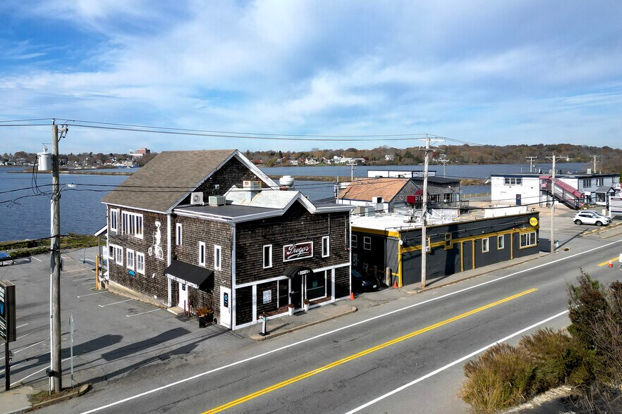 Primary Photo Of 116-124 Aquidneck Ave, Middletown General Retail For Sale