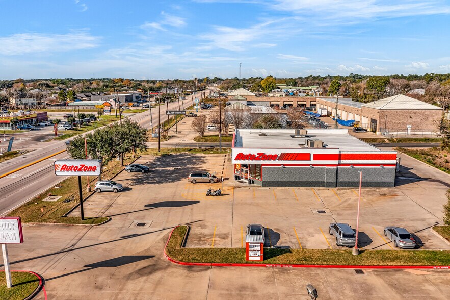 Primary Photo Of 13808 Cypress North Houston Rd, Cypress Freestanding For Sale