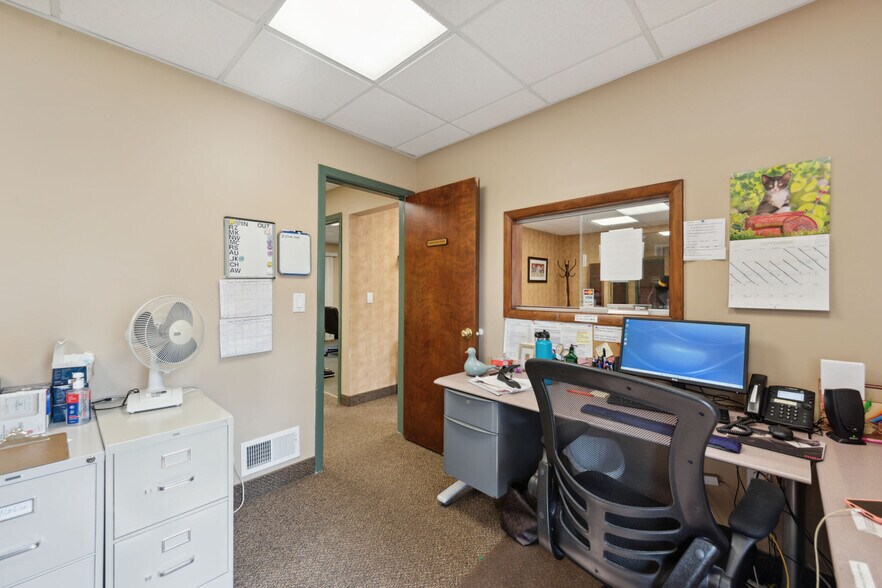 More Photos Of A2 Brier Hill Ct, East Brunswick Office For Lease
