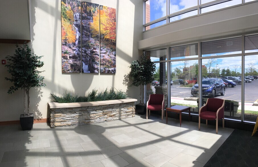 More Photos Of 4885 Hoffman Blvd, Hoffman Estates Medical For Sale