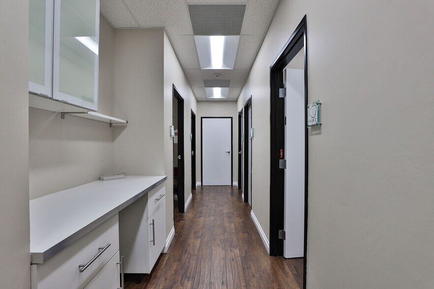 More Photos Of 7051 Alvarado Rd, La Mesa Medical For Sale