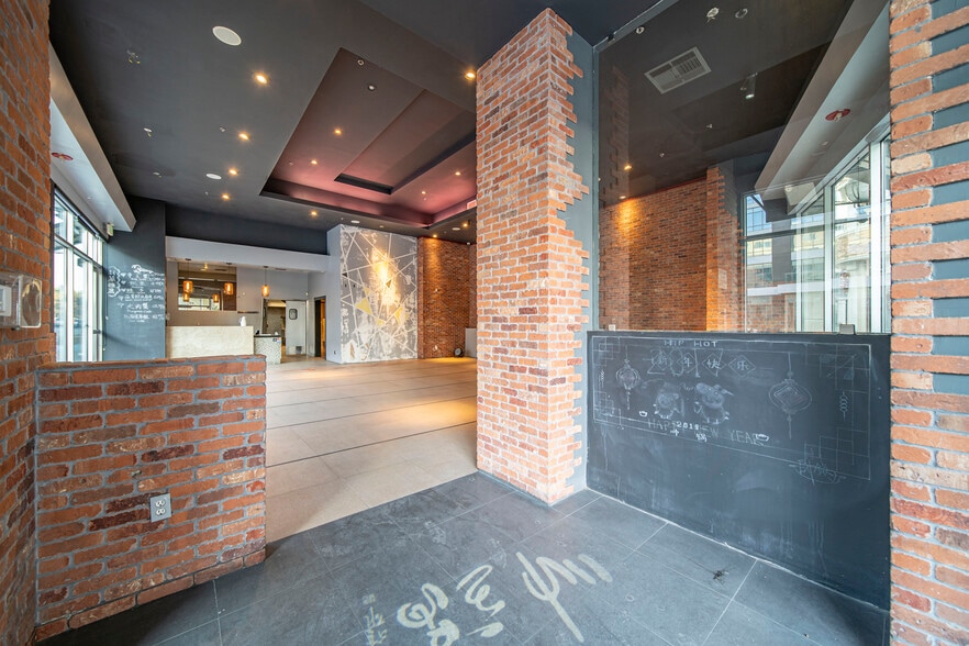 More Photos Of 580 N Atlantic Blvd, Monterey Park Apartments For Lease