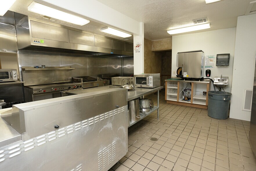 More Photos Of 240 West Main, Bicknell Restaurant For Sale