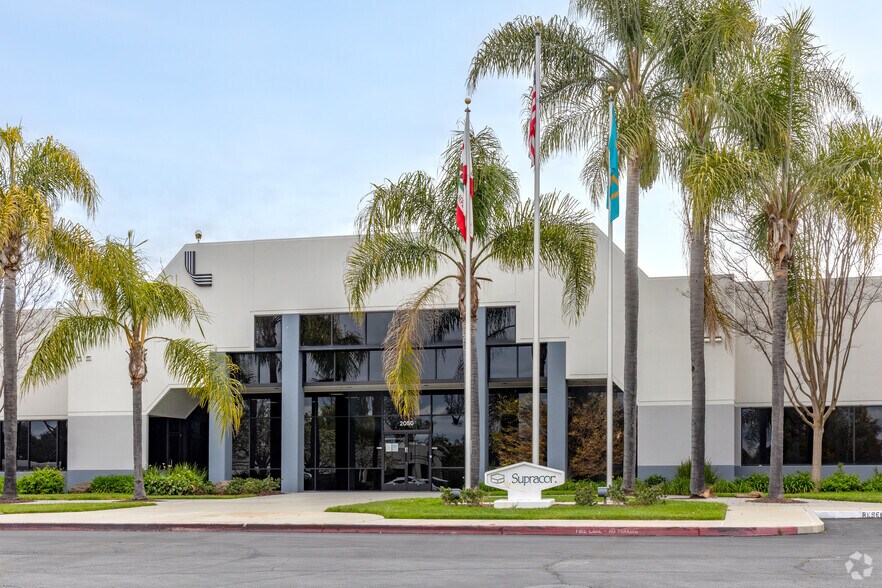 More Photos Of 2040-2060 Corporate Ct, San Jose Research And Development For Lease