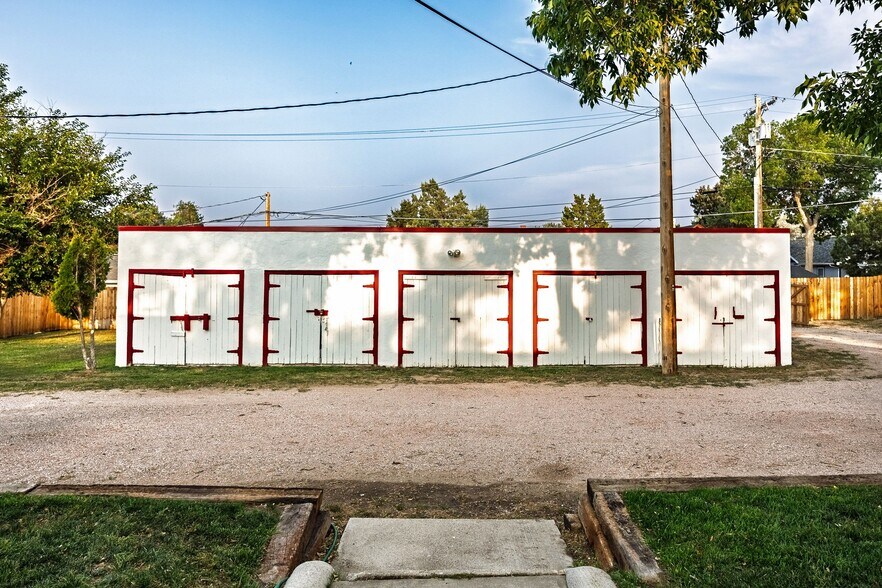 More Photos Of 404 10th St, Wheatland Apartments For Sale