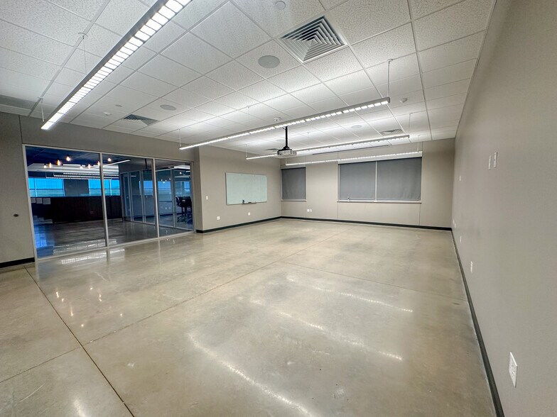 More Photos Of 200 Bailey Ranch Rd, Aledo Medical For Lease