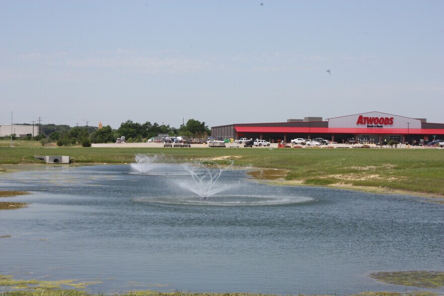 More Photos Of N Highway 77 @ Barson Industrial, Waxahachie Land For Sale