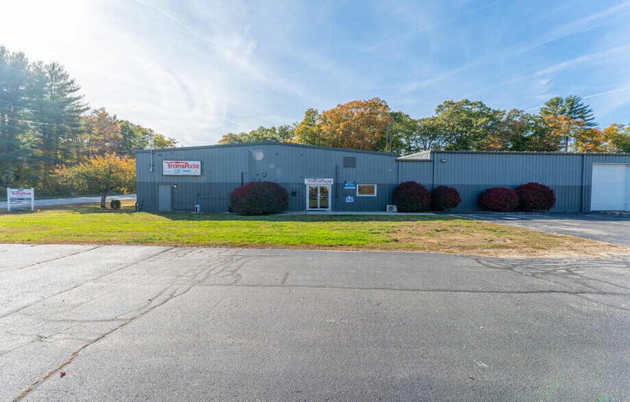 Primary Photo Of 429 Lake Rd, Killingly Warehouse For Lease