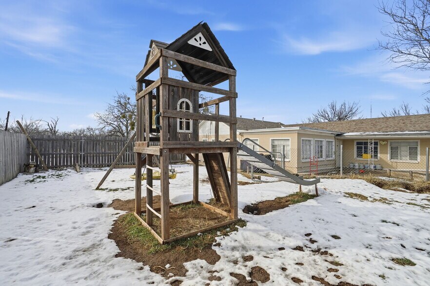 More Photos Of 1901 Cedar Crest Dr, Abilene Multifamily For Sale