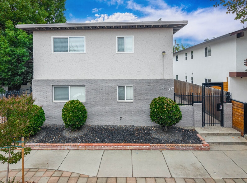 More Photos Of 1817 W St, Sacramento Apartments For Sale