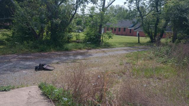 More Photos Of 820 N Main St, Brinkley Freestanding For Sale