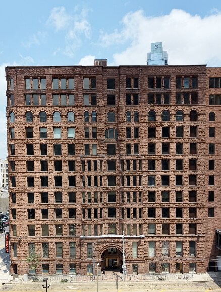 More Photos Of 10 S 5th St, Minneapolis Loft Creative Space For Lease