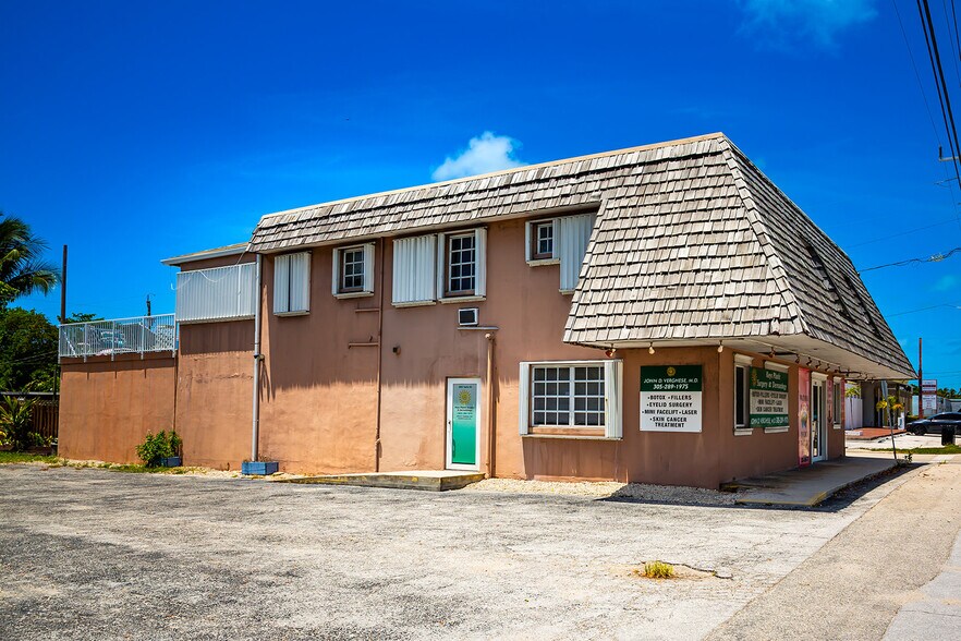 More Photos Of 2901 Overseas Hwy, Marathon Office Residential For Sale