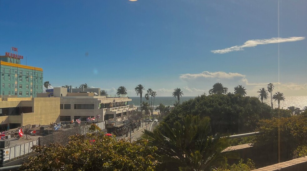 More Photos Of 201 Santa Monica Blvd, Santa Monica Office For Lease