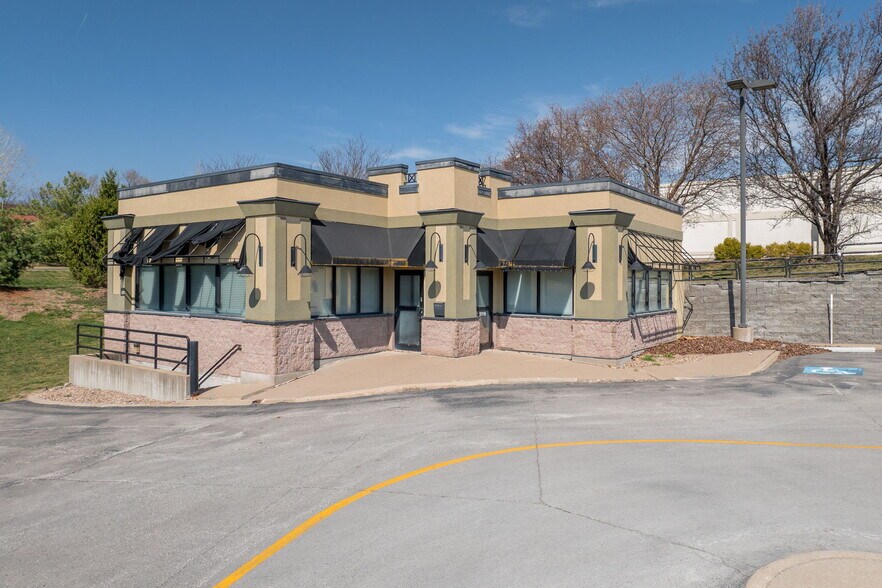 More Photos Of 3114 N Belt Hwy, Saint Joseph Fast Food For Sale