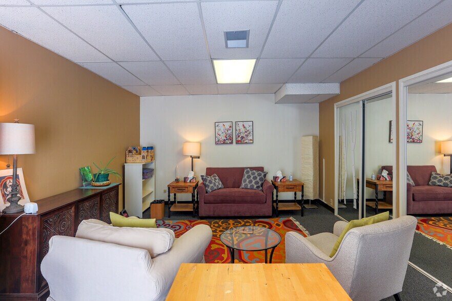 More Photos Of 721 Colorado Ave, Palo Alto Office For Sale