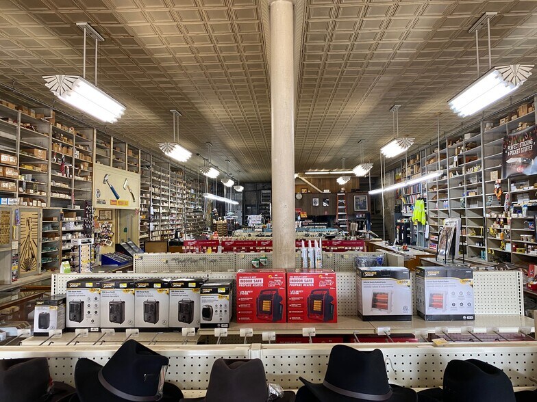 More Photos Of 114 W Main St, Tupelo Freestanding For Sale