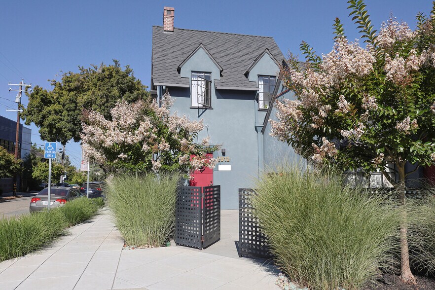 More Photos Of 2912 Telegraph Ave, Berkeley Office For Lease