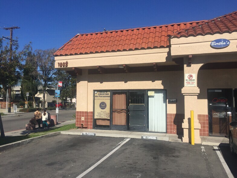 More Photos Of 7005-7011 Somerset Blvd, Paramount Storefront Retail Office For Lease