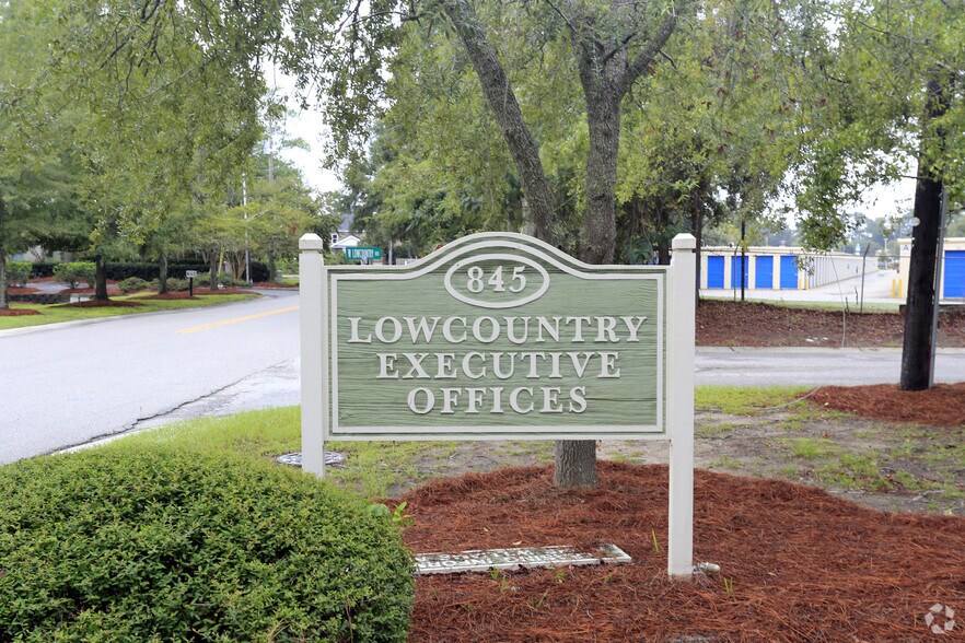 More Photos Of 845 Lowcountry Blvd, Mount Pleasant Medical For Lease