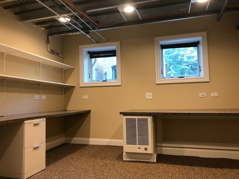 More Photos Of 1725 N Burling St, Chicago Loft Creative Space For Sale