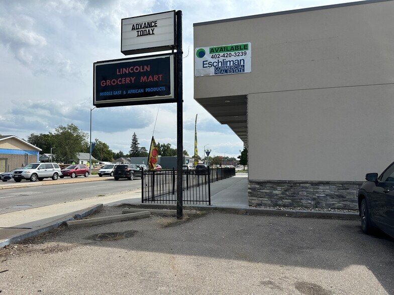 More Photos Of 1433 N 27th St, Lincoln Storefront Retail Office For Lease