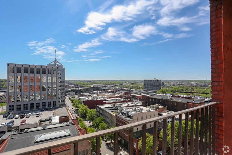 More Photos Of 1108 E Main St, Richmond Office For Lease