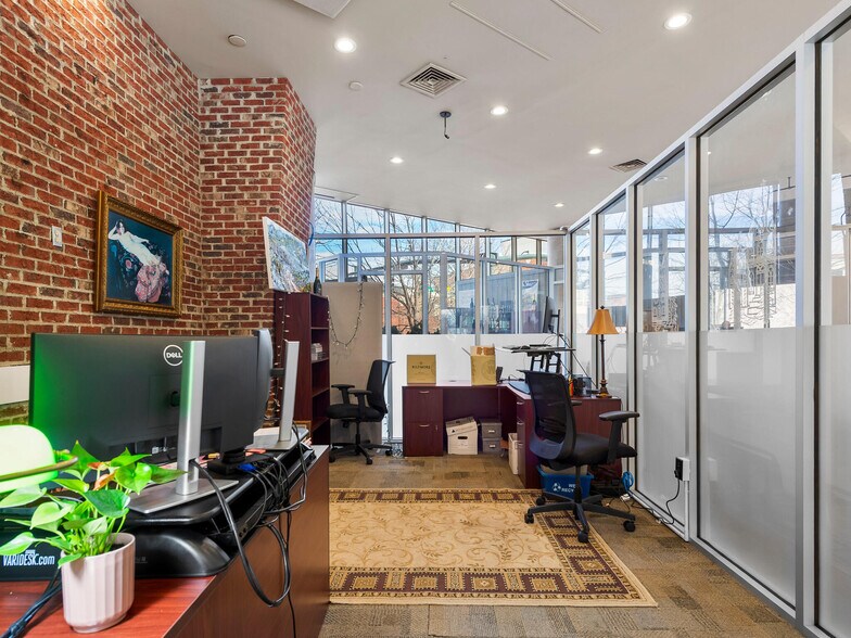 More Photos Of 1 N Pack Sq, Asheville Office For Lease