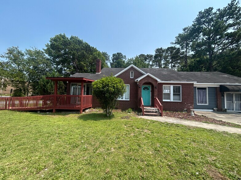 More Photos Of 1058 St Andrews Rd, Columbia General Retail For Sale