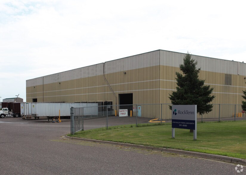 More Photos Of 8700 N Valley Forge Ln, Osseo Warehouse For Sale