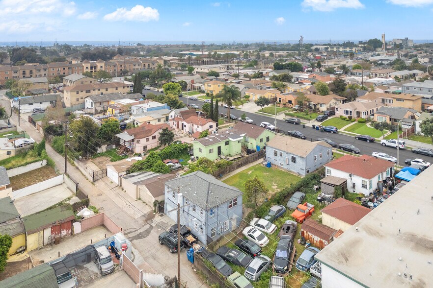 More Photos Of 11210 Van Buren Ave, Los Angeles Multifamily For Sale