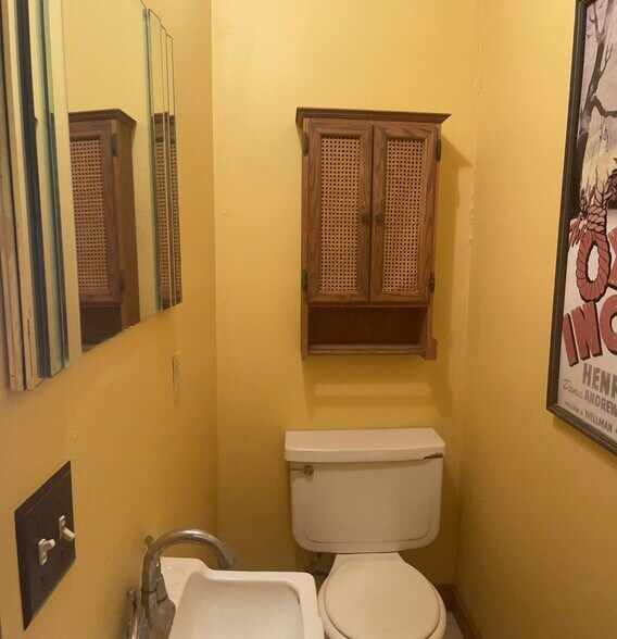 More Photos Of 210-222 E Elkhorn Ave, Estes Park Storefront Retail Residential For Lease