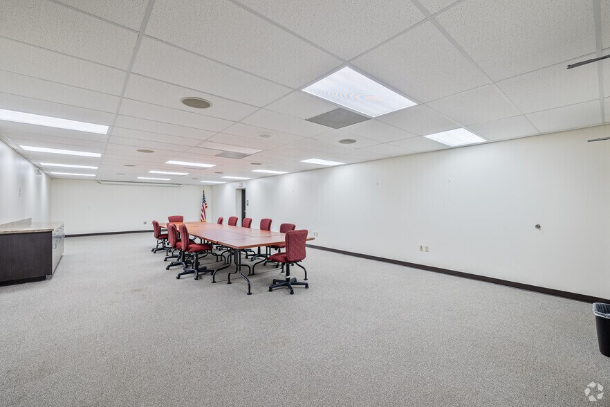 More Photos Of 3901 Carmichael Ave, Jacksonville Medical For Lease