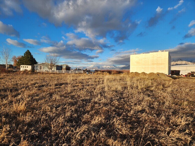 More Photos Of 7867 S 2000 W, Spanish Fork Land For Lease