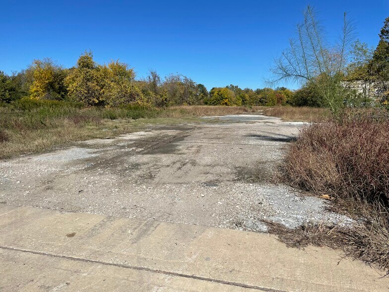 More Photos Of 17800 Northwest Fwy, Houston Land For Lease