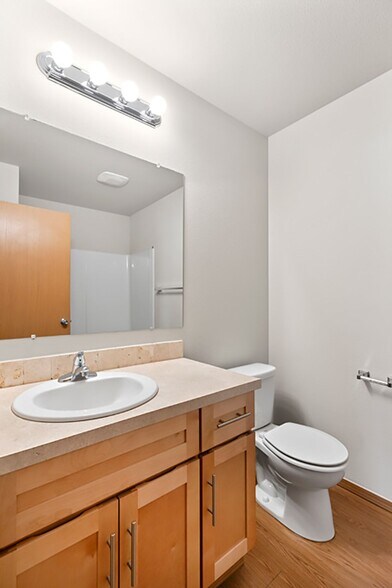 More Photos Of 901 E 72nd St, Tacoma Apartments For Sale