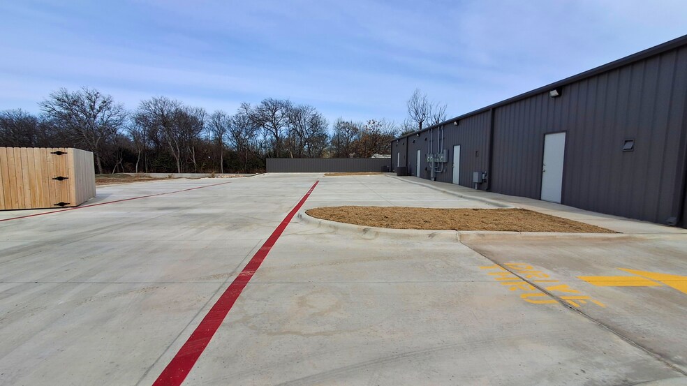 More Photos Of 308 Church Ave, Troy Storefront Retail Office For Lease