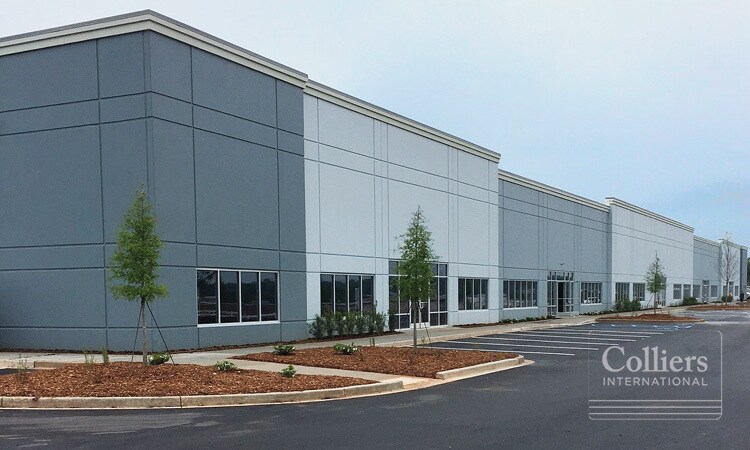 More Photos Of 510 Airport Rd, Greenville Flex For Lease