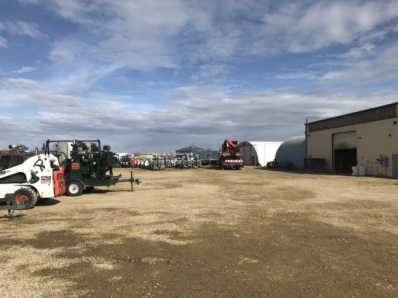 More Photos Of 4212 Hewlett Dr, Red Deer County Industrial For Sale
