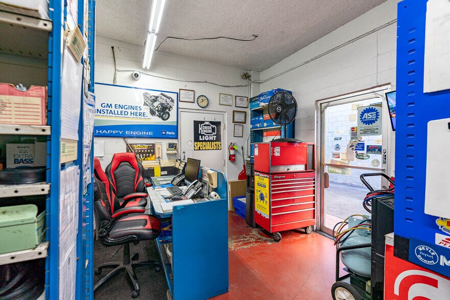 More Photos Of 15348 San Fernando Mission Blvd, Mission Hills Auto Repair For Sale