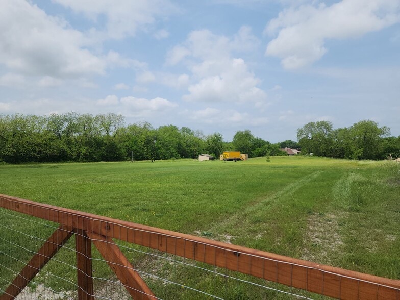 More Photos Of 2895 County Road 341, McKinney Land For Lease