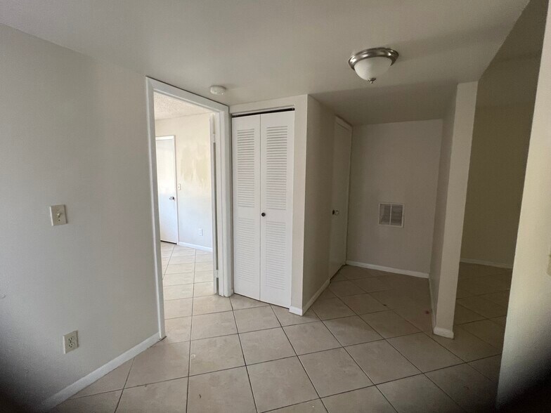 More Photos Of 711 NW 91st Ter, Plantation Apartments For Sale
