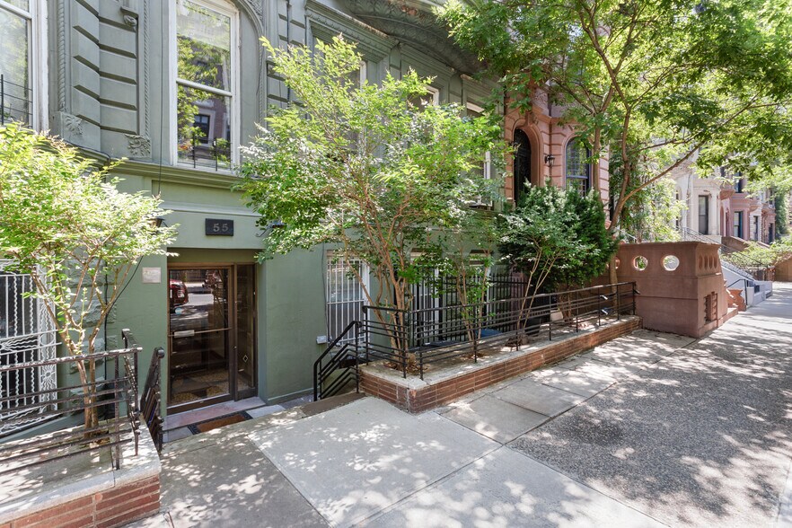Primary Photo Of 55 W 74th St, New York Apartments For Lease