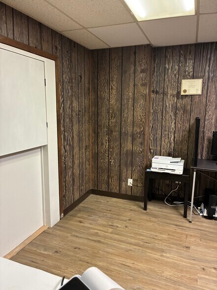 More Photos Of 5104 Mansfield Rd, Shreveport Office For Sale