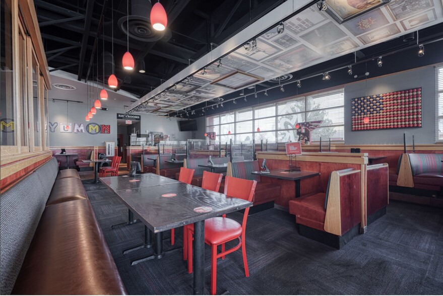 More Photos Of 2450 E 17th St, Idaho Falls Restaurant For Sale