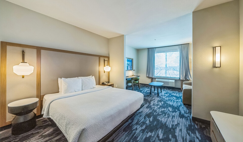 More Photos Of 409 N Clark Rd, Cedar Hill Hotel For Sale