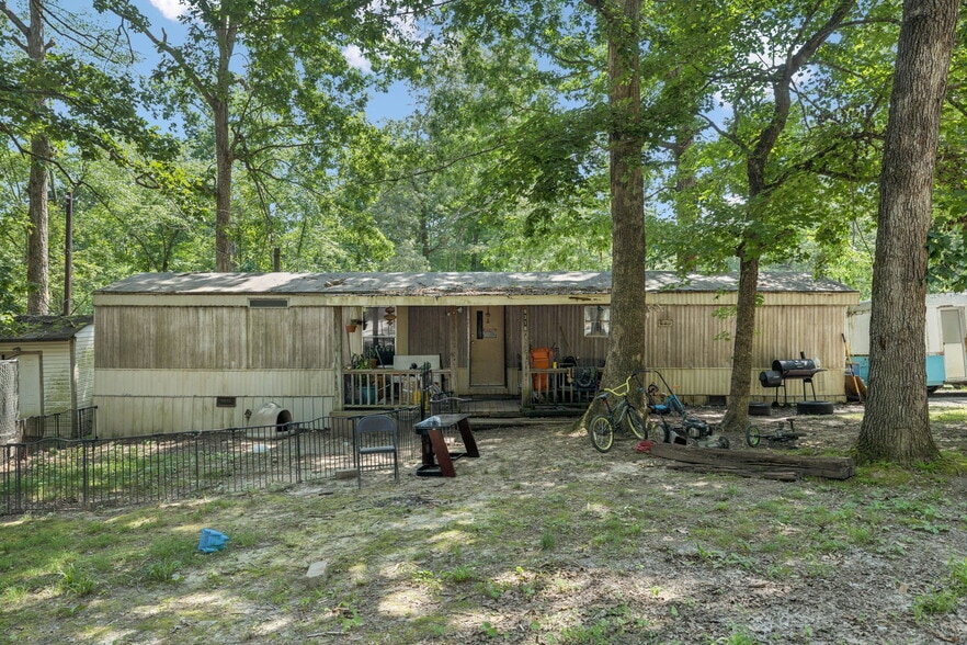 More Photos Of 9314 Beeler Ct, Bon Aqua Manufactured Housing Mobile Home Park For Sale
