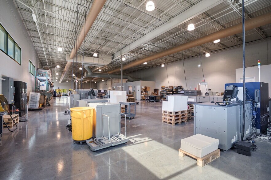 More Photos Of 5110 Lena Rd, Bradenton Office For Sale